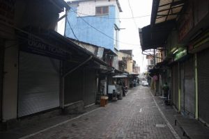 Bursa bı&ccedil;ağı &uuml;reticileri &ccedil;arşıdan uzak kalmak istemiyor