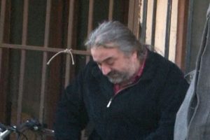 Bateristinin &ouml;l&uuml;m&uuml; Volkan Konak'ı ağlattı