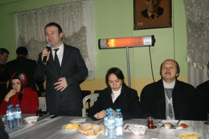 AK Parti Osmangazi İl&ccedil;e Y&ouml;netimi Kelesliler ile bir araya geldi