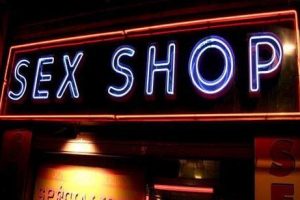 Sex shopta en &ccedil;ok hangi &uuml;r&uuml;n satılıyor