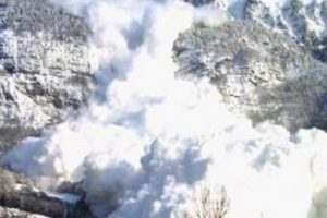 Afganistan'da &ccedil;ığ: 14 &ouml;l&uuml;
