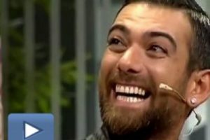 Beyaz Show'un g&ouml;z&uuml;nden 'Bug&uuml;n Ne Giysem'