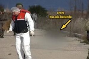 Boğazını bı&ccedil;akla kesip, &ccedil;ıplak halde yol kenarına attılar