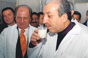 Bakan Eker: S&uuml;tte kanser riski var