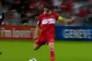 İşte Nihat'ın &ccedil;ekleri yıkan gol&uuml;