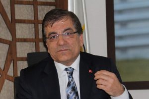 Anayasada gereksiz kurumlar yer almamalı