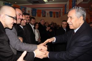 Arın&ccedil;: Ağızlarından &ccedil;ıkanı kulakları duymuyor