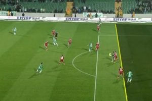 Sayılmayan gol ofsayt mı?