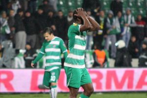 Beşiktaş mağlubiyetleri Bursaspor'a yaramıyor