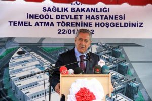Arın&ccedil;'tan y&uuml;z nakli yorumu