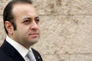 Bağış: Baykal giderken &uuml;z&uuml;lm&uuml;şt&uuml;k!