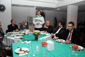 Bursaspor'a Harput ve Altepe'den moral ziyareti