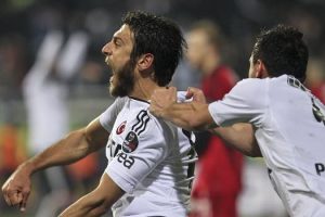 İn&ouml;n&uuml;'n&uuml;n 'Egemen'i Kartal