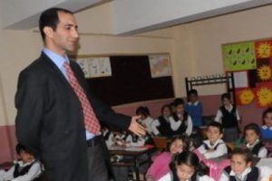 &Uuml;cretli &ouml;ğretmenlerle ilgili flaş gelişme