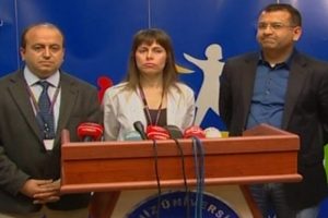 Y&uuml;z naklini yapan ekipten a&ccedil;ıklama