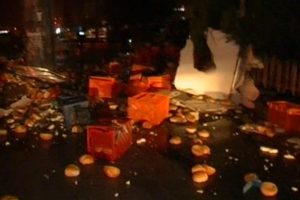 Ekmek kamyoneti takla atınca yol fırına d&ouml;nd&uuml;