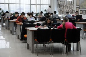 Akkılı&ccedil; K&uuml;t&uuml;phanesi yılda  40 bin kişiye kucak a&ccedil;ıyor