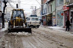 Emniyetten kar ve buzlanma uyarısı