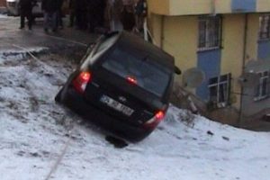 Ayağı frende kurtarılmayı bekledi