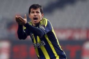 Emre Bel&ouml;zoğlu TKP'ye dava a&ccedil;tı
