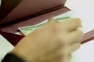 Para aşkı satın alabilir mi?