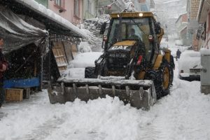 Bursa'da kapalı k&ouml;y yolu sayısı 7'ye d&uuml;şt&uuml;