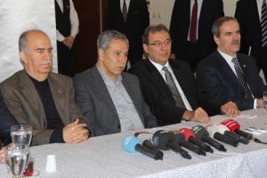 Arın&ccedil;: Suriye'deki katliam g&ouml;rmezden gelinemez