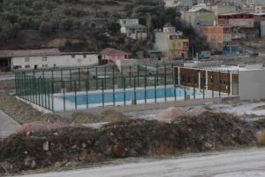 Kestel y&uuml;zme havuzuna kavuşuyor