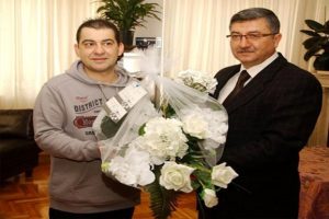 Yılın doktoru se&ccedil;ildi