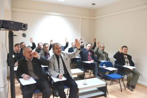 Bakkal amca belediyeden destek bekliyor