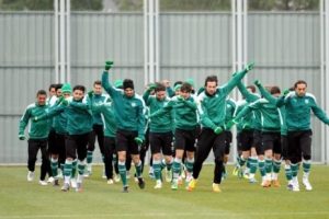 Bursaspor'da Manisaspor ma&ccedil;ı hazırlıkları s&uuml;r&uuml;yor