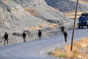 Bing&ouml;l'de &ccedil;atışma: 9 PKK'lı &ouml;ld&uuml;r&uuml;ld&uuml;