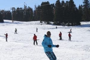 Uludağ Meteoroloji İstasyonu kapatıldı, kar kalınlığını genel merkez &ouml;l&ccedil;ecek
