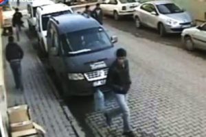 Savcıyı vuran saldırganın ka&ccedil;ış anı