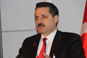 &Ccedil;elik: MİT savcılık krizinden milletimiz de rahatsız,d&uuml;zenleme Salı g&uuml;n&uuml; komisyonda