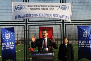 &Ccedil;elik: T&uuml;rkiye'nin itibarı artıyor, herkes bize imreniyor