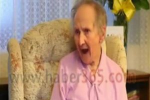 100 yaşındaki kadın atariyi elinden bırakmıyor