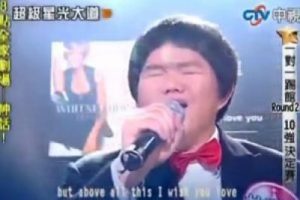 &Ccedil;inli şarkıcıdan Whitney Houston'a veda