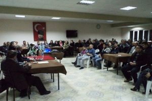 Bursalı afet g&ouml;n&uuml;ll&uuml;lerine deprem eğitimi