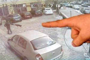 Kediye işkence kameraya işte b&ouml;yle yakalandı