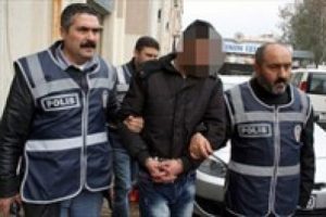 İzmir'de beyaz bı&ccedil;aklı sapık dehşeti
