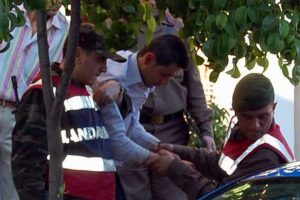 R&uuml;yasında g&ouml;r&uuml;p annesini &ouml;ld&uuml;rd&uuml;, bakın ne ceza aldı!