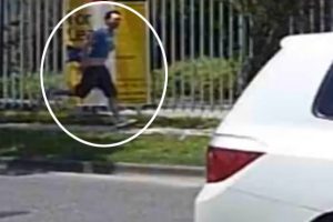 İngiltere Krali&ccedil;esi'ne pantolonsuz protesto