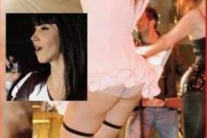 Sel&uuml;litli Hande şok etti
