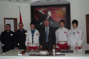 Gemlik'in gururu judocuya kaymakamdan altın