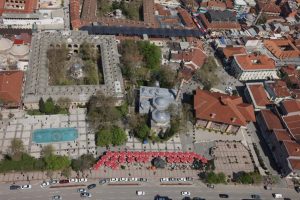 Projeler Orhangazi Meydanı i&ccedil;in yarışıyor