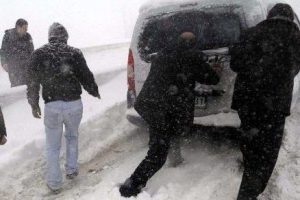 Ankara yolunda isyan: 20 saattir mahsuruz, mazotumuz bitiyor