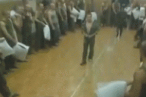 Bu yastık savaşı tık rekoru kırıyor
