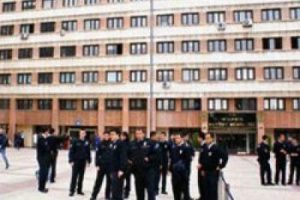 700 polise şark tayini