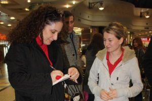 Işık El&ccedil;i ve kızının AS Merkez ka&ccedil;amağı